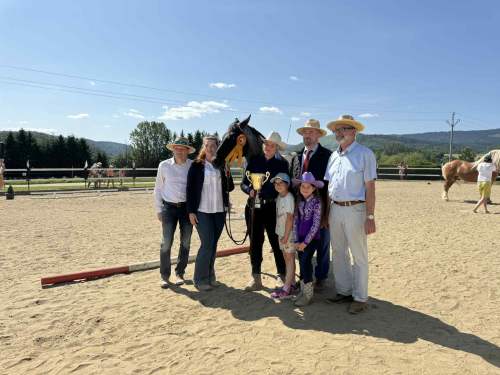 c975ce3a-2f9c-44a7-be50-40654827461e